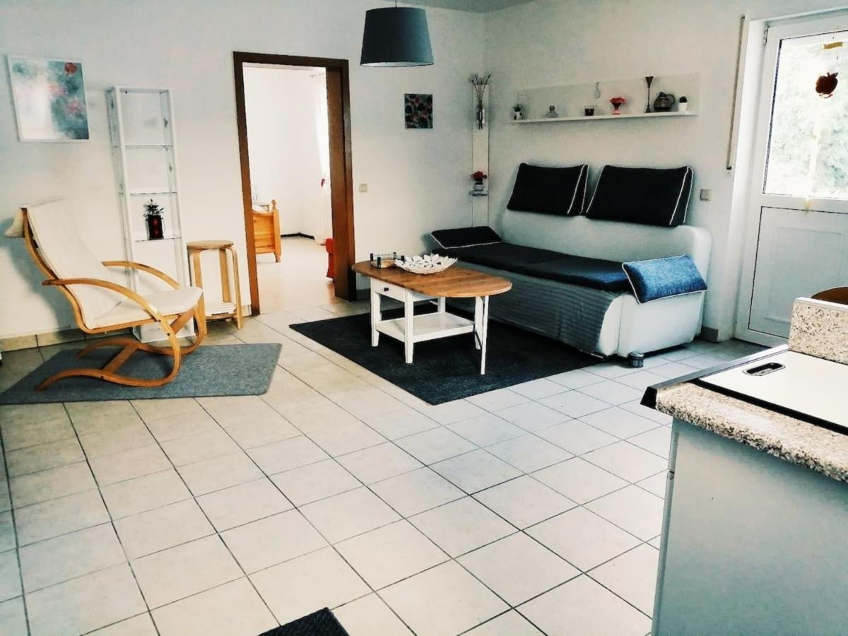 76 Qm Whg Im Eg Haus-Wohlfuehloase Vor Der Haustuer Daire Gladenbach Dış mekan fotoğraf